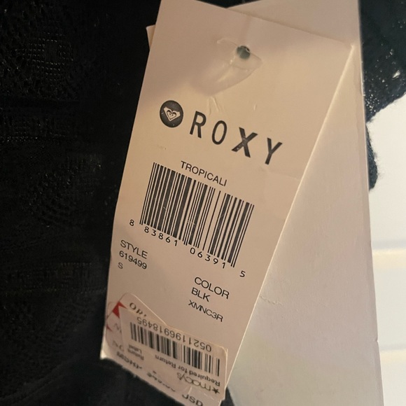 Roxy Bathing suit Coverup Black Lace-like Size Small Drawstrings NEW $49 - Picture 3 of 7